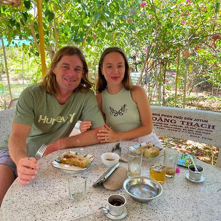 Duc Luu Quang Hotel Binh Thuan Tuy Phong Eksteriør billede