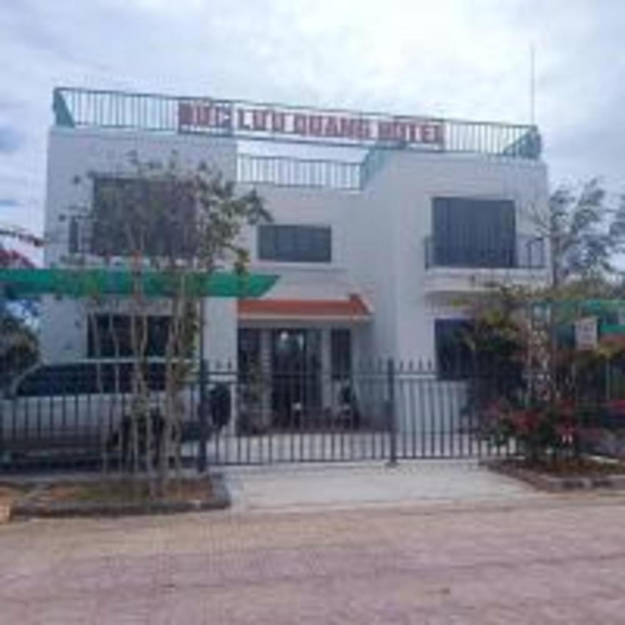 Duc Luu Quang Hotel Binh Thuan Tuy Phong Eksteriør billede